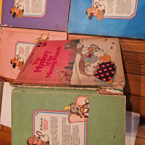 Disney Vintage Book Bundle 80's 70's - 9 Books - Picture 6 of 9
